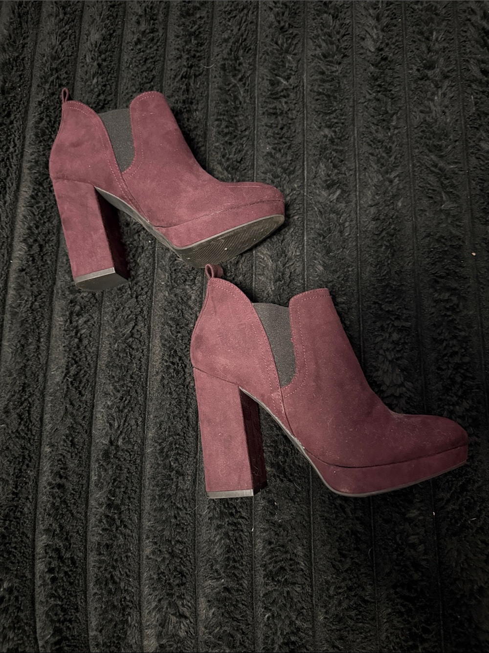 Worthington Burgundy/plumb Suede Block Heel Ankle Booties
